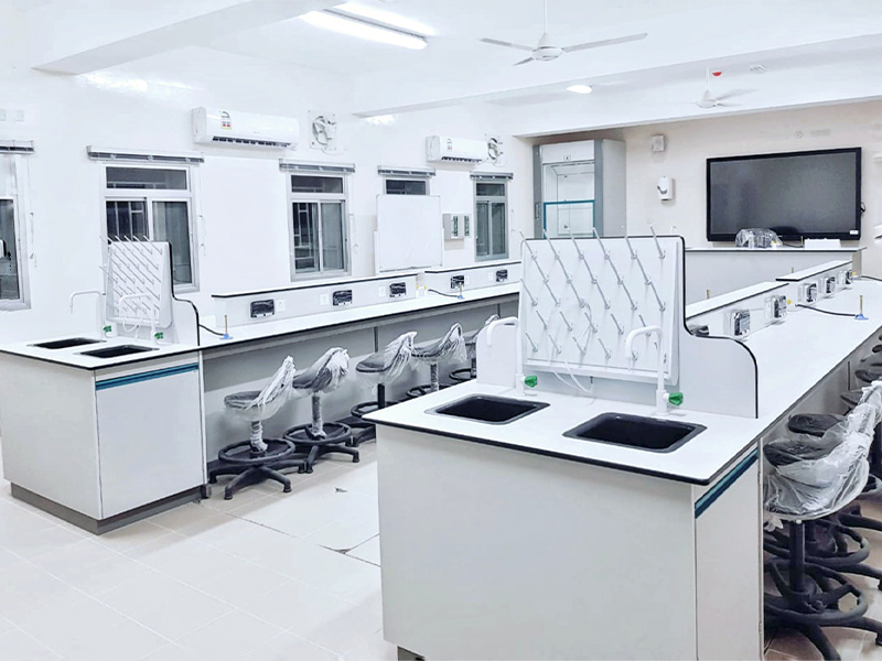 lab-and-fumehood